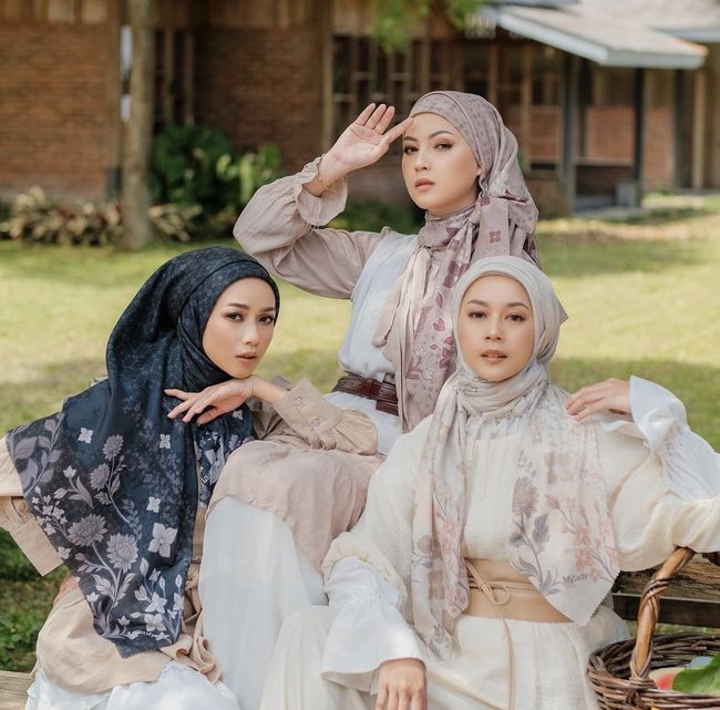 gamis Lebaran elegan